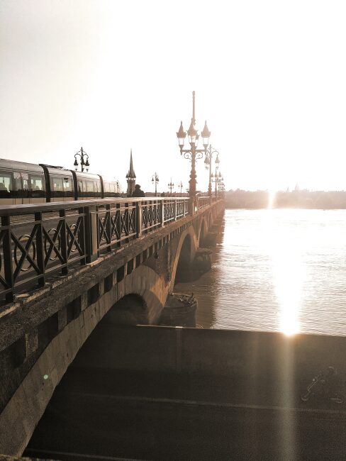Création de votre site interent professionnel à Bordeaux